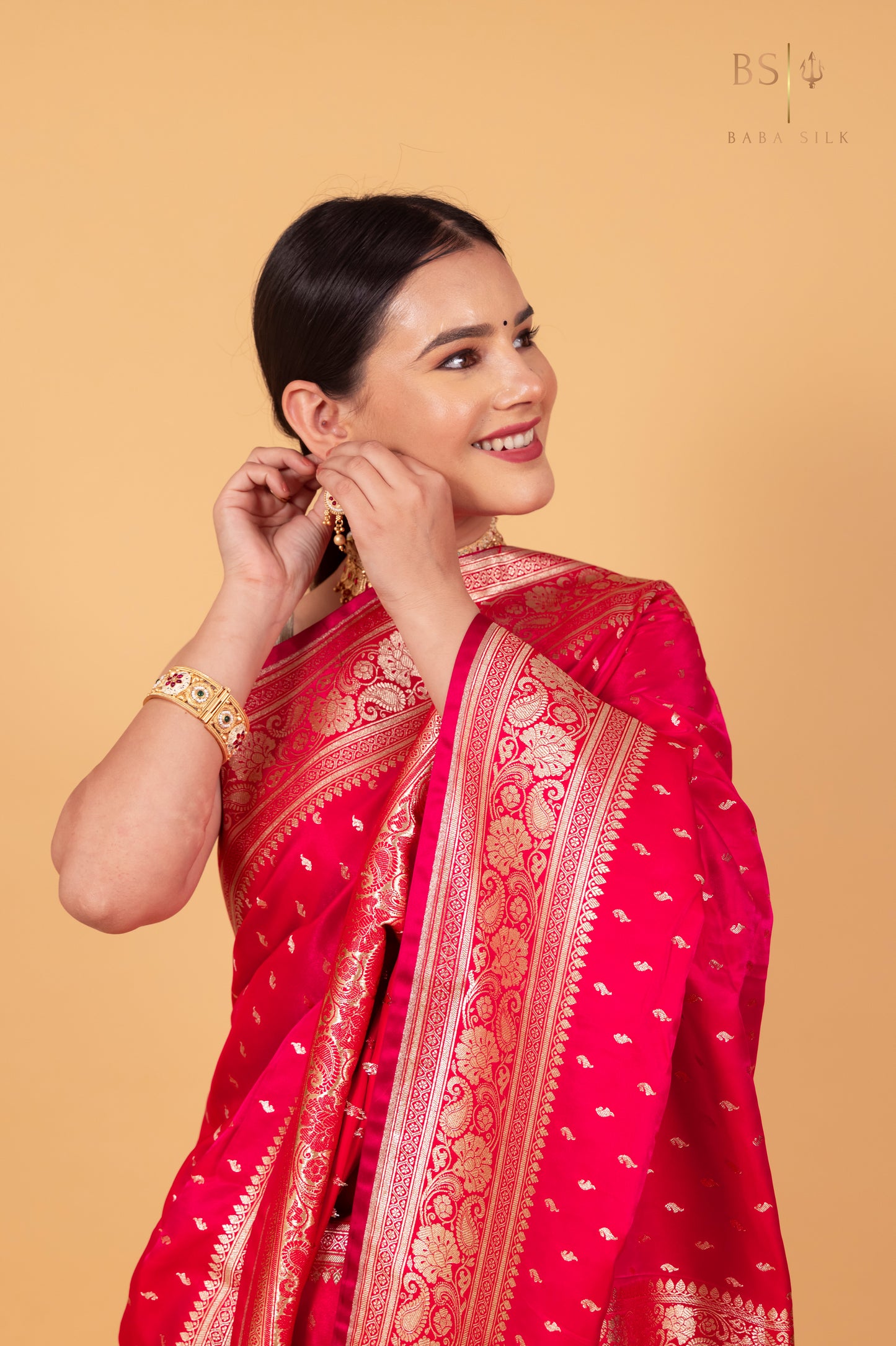 Pink Red Booti Banarasi Silk Saree